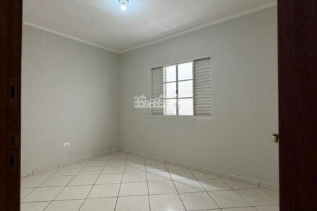 Casa para alugar com 2 quartos, sendo 1 suíte, em Ponte, Atibaia, SP