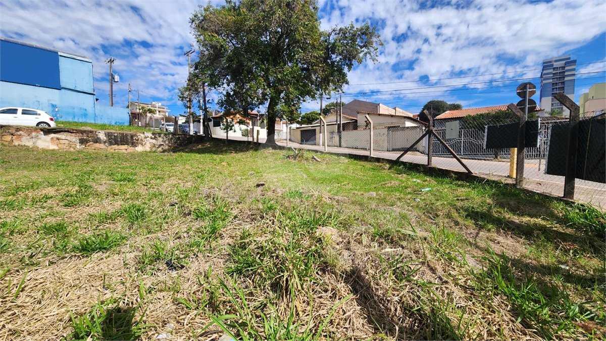 Terreno à venda em Ortizes, Valinhos, SP