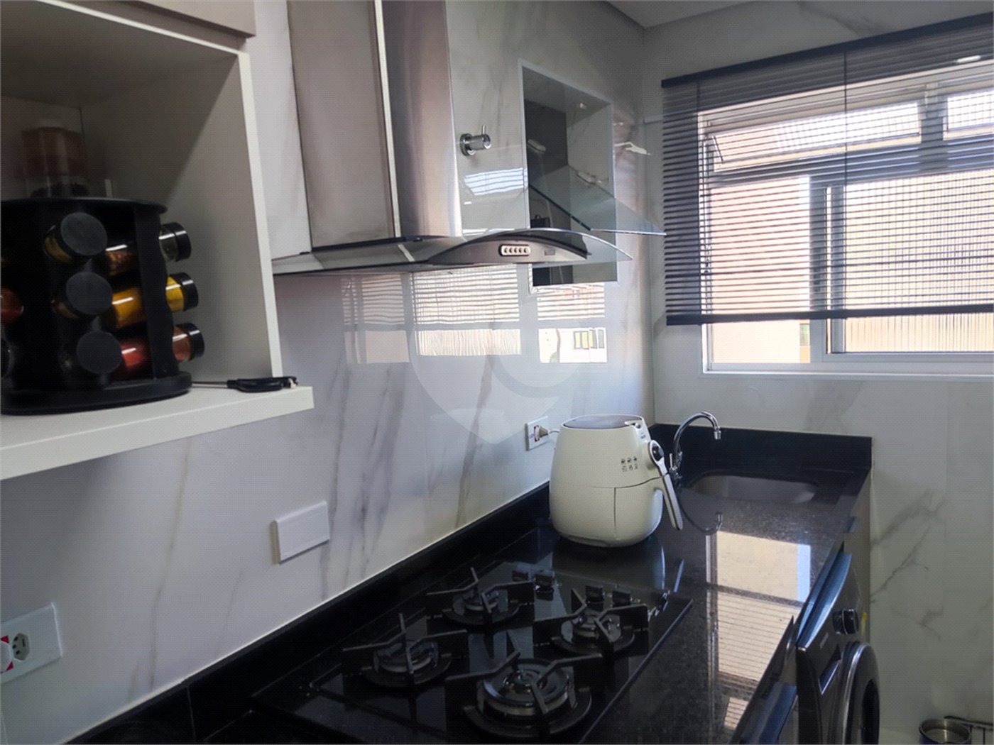 Cobertura à venda com 3 quartos, sendo 1 suíte, em Vila Gomes Cardim, São Paulo, SP
