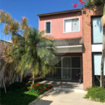 Casa à venda com 9 quartos, sendo 8 suítes, no condomínio Village Elisabete, Rio de Janeiro - RJ