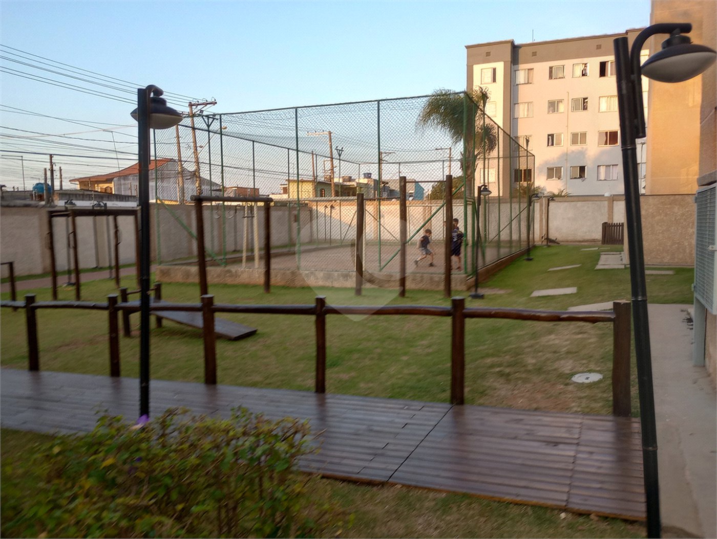 Apartamento à venda com 2 quartos, sendo 1 suíte, em Vila Urupês, Suzano, SP
