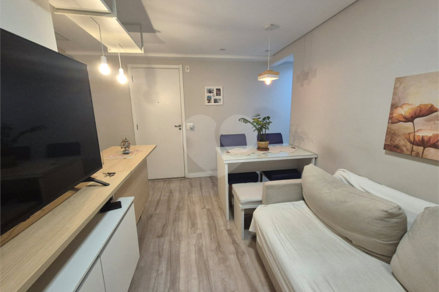 Apartamento à venda com 2 quartos em Campo Limpo, São Paulo, SP
