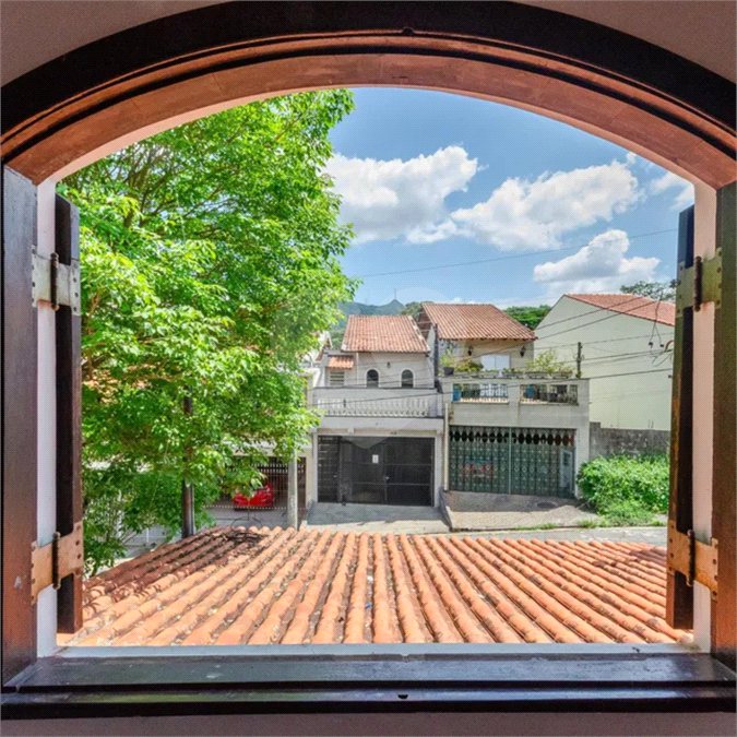 Sobrado à venda ou para alugar com 3 quartos, sendo 1 suíte, em Conjunto Residencial Vista Verde, São Paulo, SP