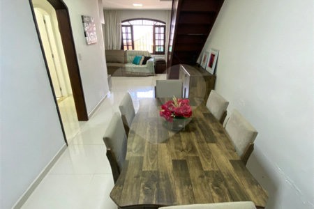 Casa à venda com 3 quartos, sendo 1 suíte,  em Parque Santa Rosa, Suzano, SP