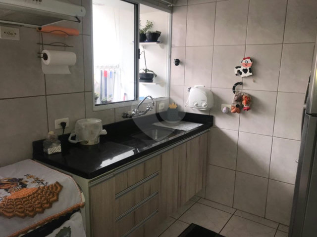 Casa à venda com 2 quartos no condomínio Dona Floriza, São Paulo - SP