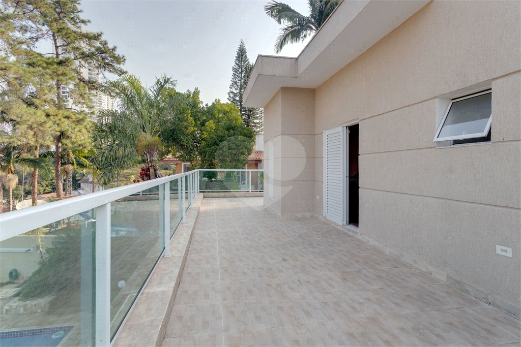 Casa à venda com 5 suítes em Jardim Marajoara, São Paulo, SP