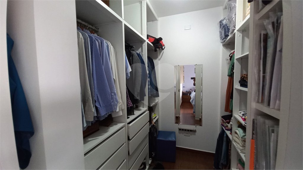 Sobrado à venda com 3 quartos, sendo 1 suíte, em Vila Gomes, São Paulo, SP