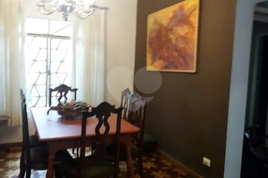 Casa à venda com 6 quartos, sendo 3 suítes, em Jardim São Bento, São Paulo, SP