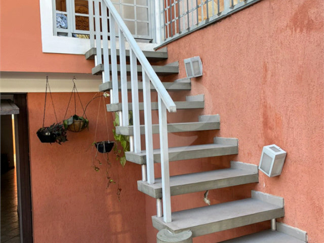 Sobrado à venda com 4 quartos, sendo 1 suíte,  em Santana, São Paulo, SP