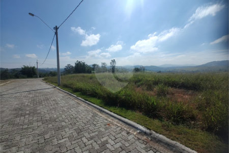 Terreno à venda no condomínio Residencial Solar São Judas Tadeu, Piracaia - SP