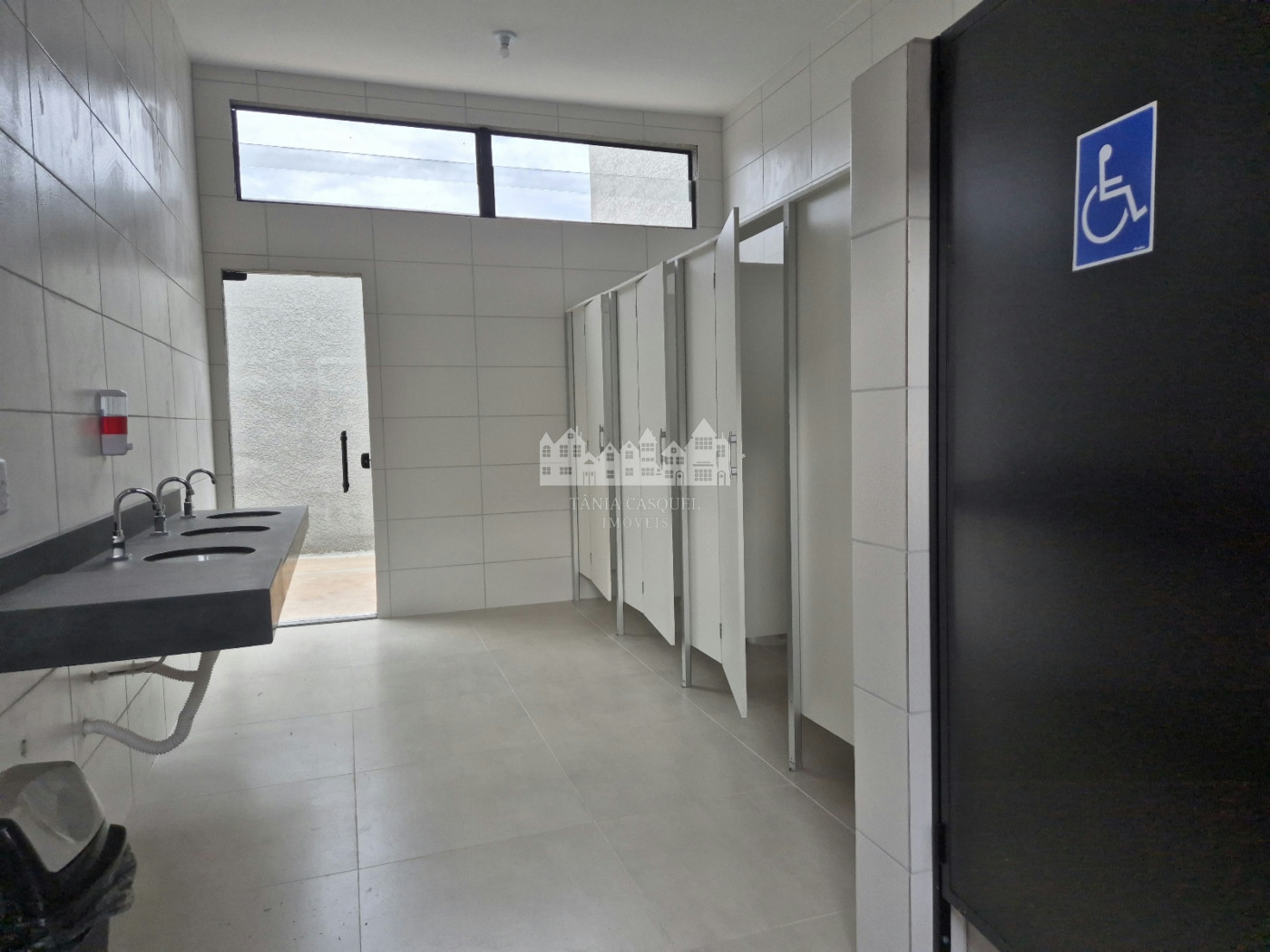 Salão Comercial para Locação no Boulevard Copacabana – Jardim das Cerejeiras, Atibaia/SP