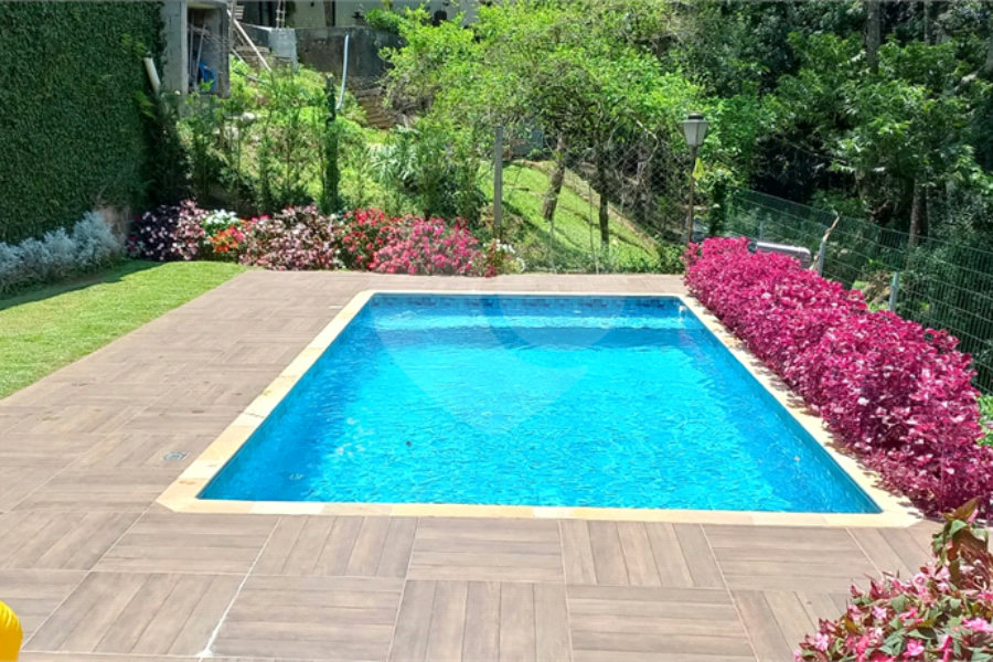 Casa à venda com 4 suítes no condomínio Alpes da Cantareira, Mairiporã - SP