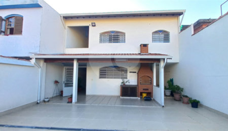 Casa à venda com 3 quartos, sendo 1 suíte,  em Vila Guilherme, São Paulo, SP