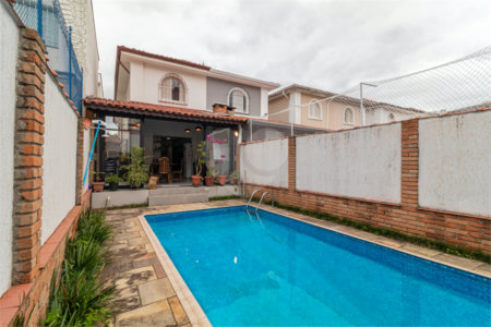 Sobrado à venda com 3 quartos, sendo 1 suíte,  em Vila Mascote, São Paulo, SP
