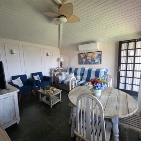 Casa em condomínio à venda com 2 quartos, sendo 1 suíte, em Praia Rasa, Armação dos Búzios, RJ