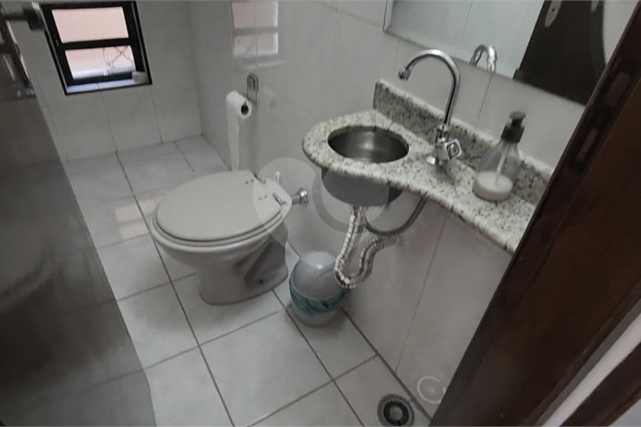 Casa à venda com 4 quartos, sendo 1 suíte, em Parada Inglesa, São Paulo, SP