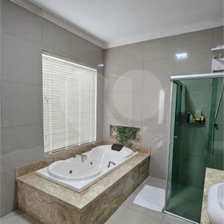 Casa à venda com 2 suítes no Centro, Ponta Porã, MS