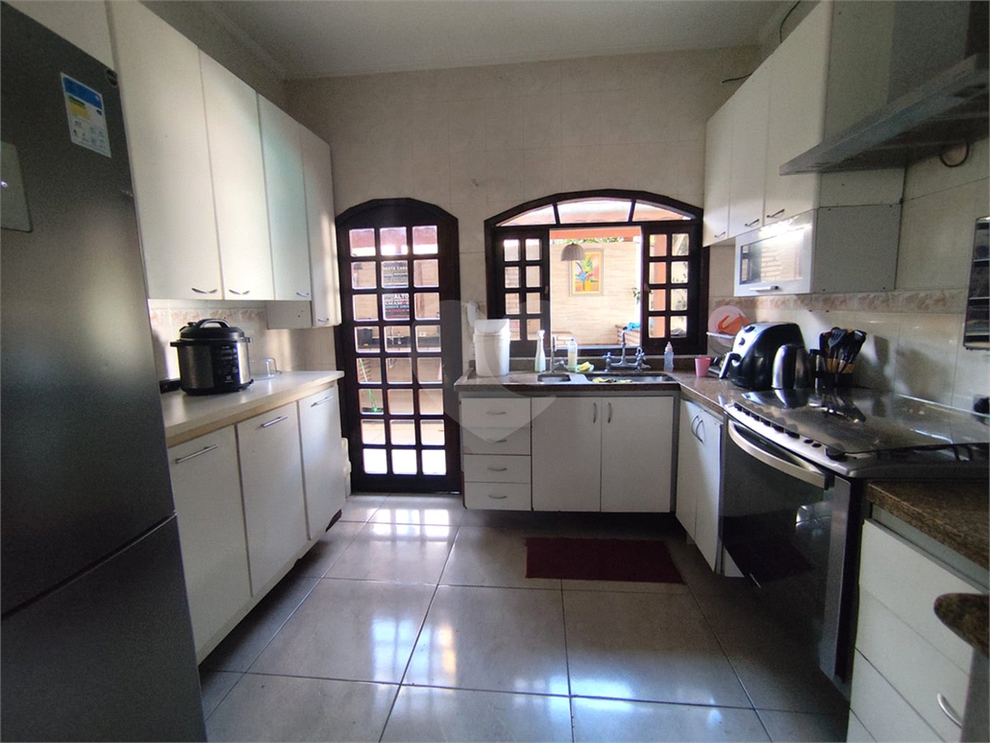 Sobrado à venda com 3 quartos, sendo 1 suíte, em Tremembé, São Paulo, SP