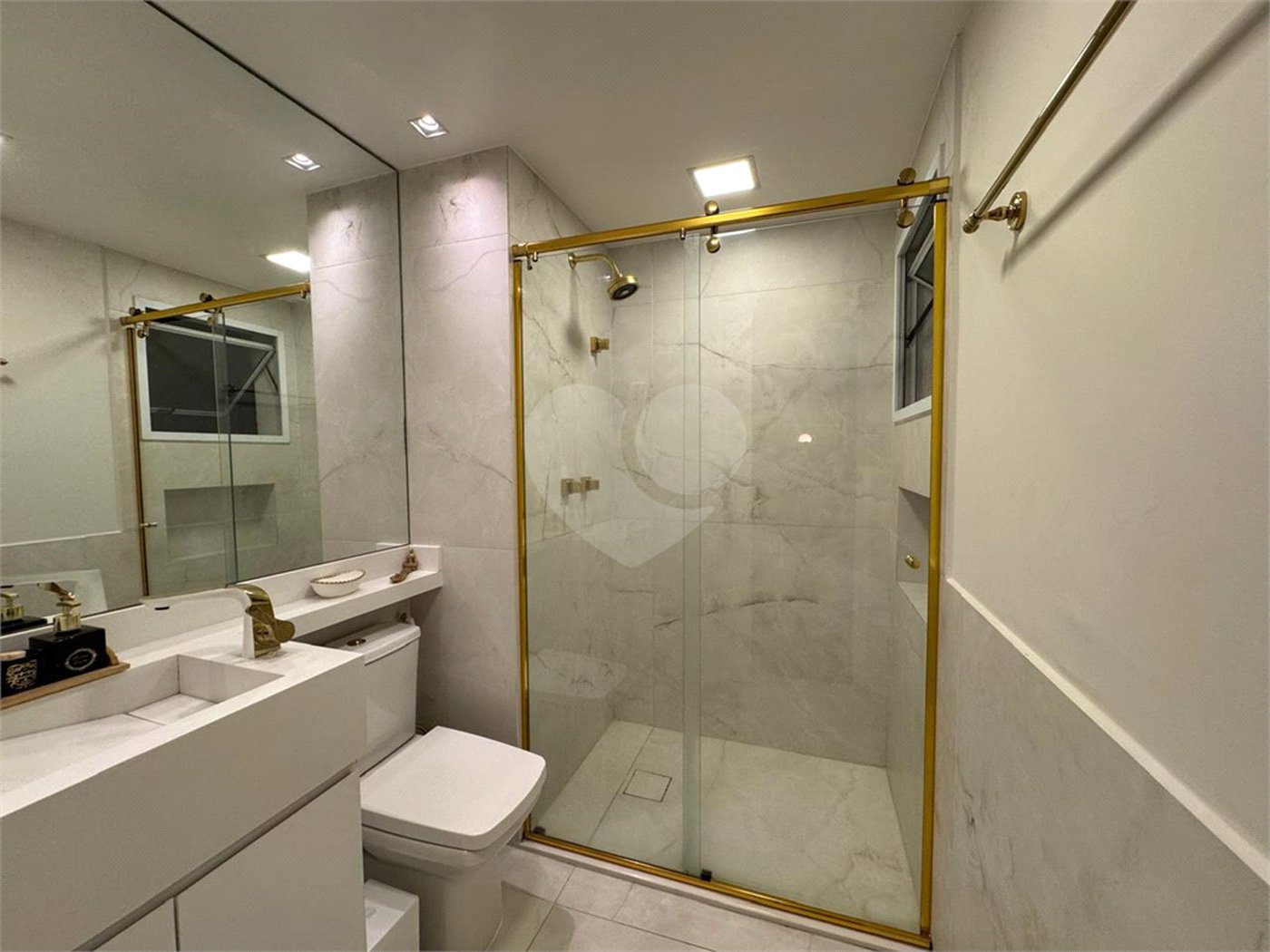 Apartamento à venda com 2 suítes em Jardim Esmeralda, São Paulo, SP