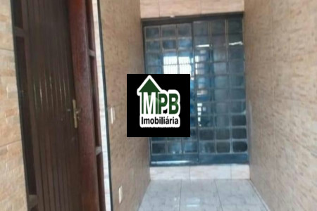 Sobrado à venda com 4 quartos, sendo 1 suíte, em Jardim Santa Cecilia, Sorocaba, SP