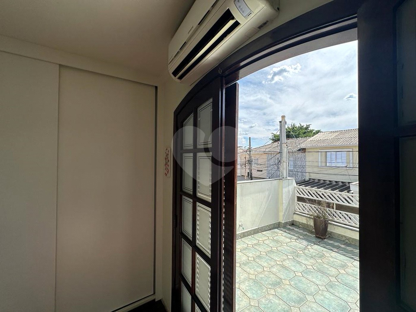 Sobrado à venda com 2 quartos em Vila Constança, São Paulo, SP