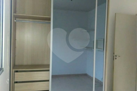 Apartamento à venda com 2 quartos, sendo 1 suíte,  em Vila Santana, Mogi das Cruzes, SP
