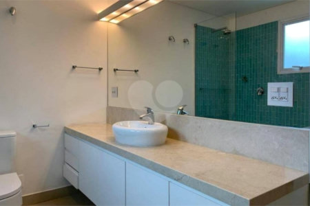 Casa à venda com 3 suítes no condomínio Brooklin Hills, São Paulo - SP