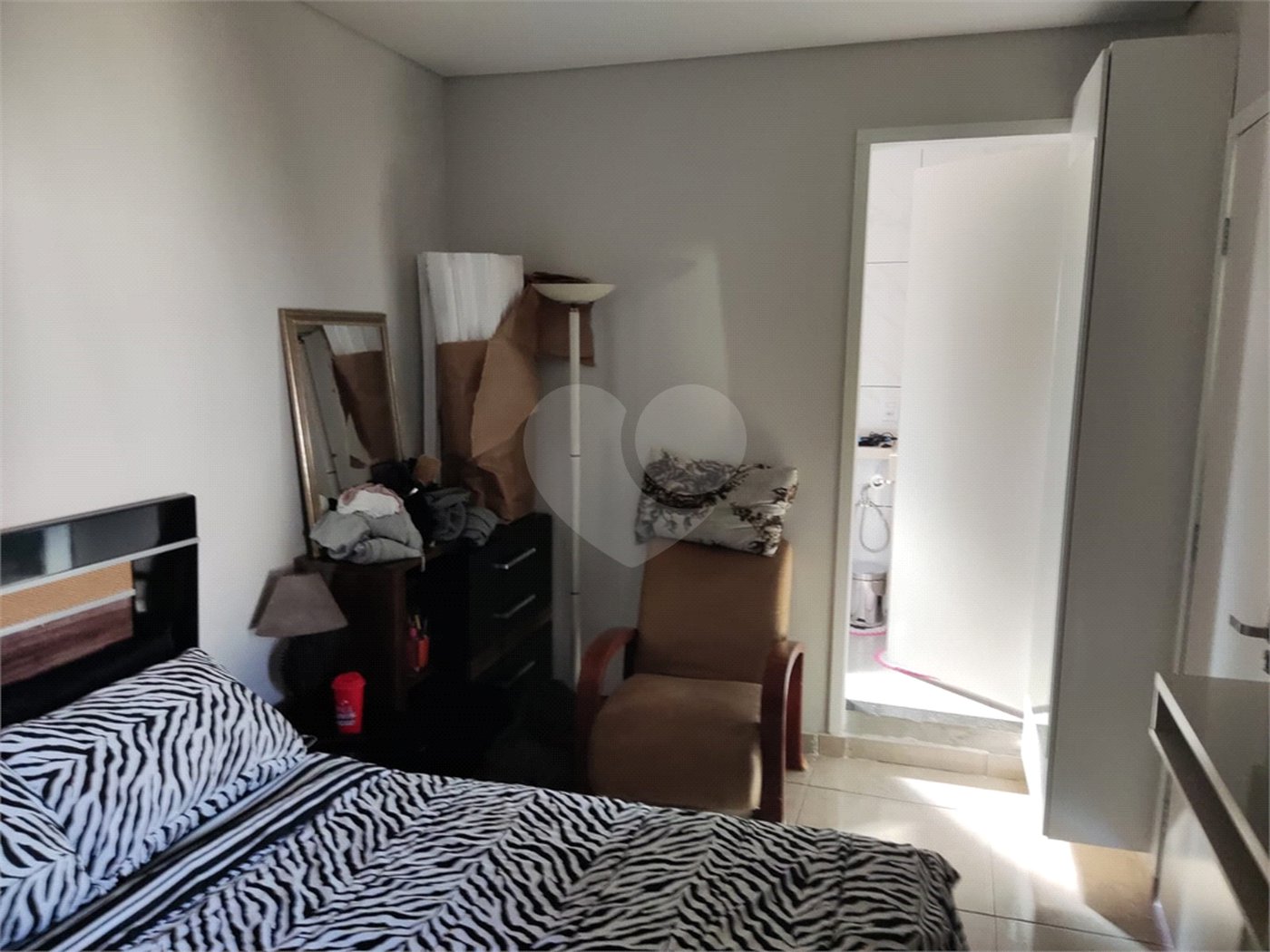 Sobrado à venda com 3 quartos, sendo 1 suíte, em Chácara Monte Alegre, São Paulo, SP