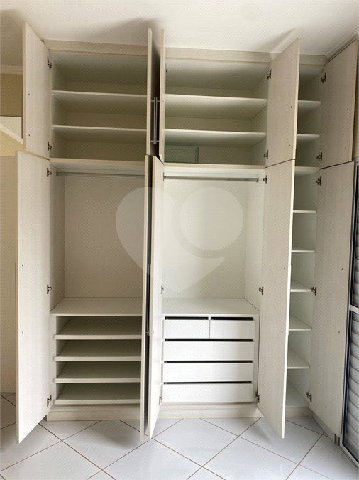 Casa para alugar com 3 quartos, sendo 1 suíte, no condomínio Reserva da Mata, Vinhedo - SP