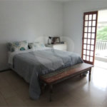 Casa à venda com 4 quartos, sendo 1 suíte, em Jardim Guadalajara, Sorocaba, SP