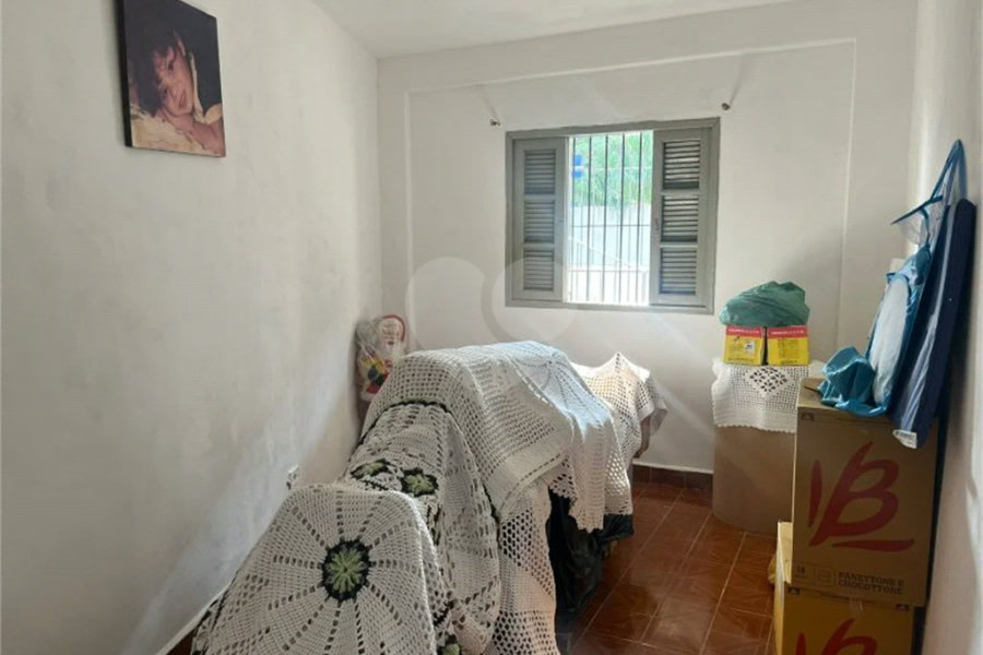 Casa à venda com 3 quartos em Horto, São Paulo, SP