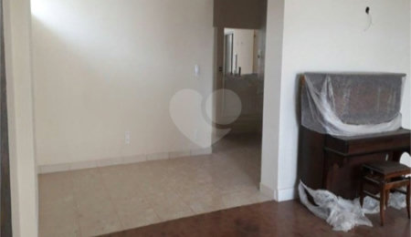 Apartamento à venda com 2 quartos, sendo 1 suíte,  em Santa Cecília, São Paulo, SP