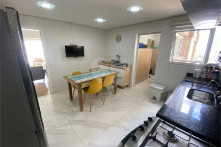 Apartamento à venda com 3 suítes em Lapa, São Paulo, SP