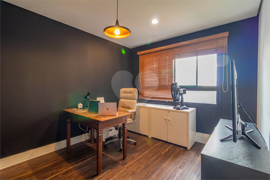 Apartamento à venda com 4 suítes em Jardim Marajoara, São Paulo, SP