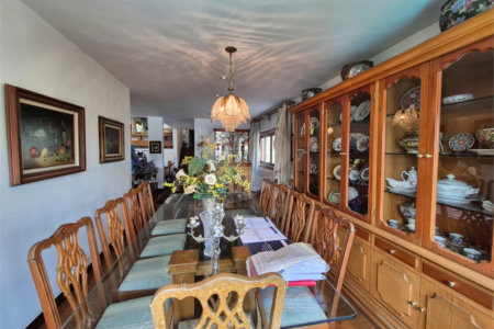 Casa de Vila à venda ou para alugar com 4 quartos, sendo 2 suítes,  em Jardim Leonor, São Paulo, SP