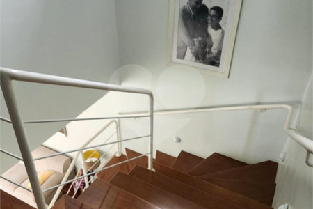 Casa à venda com 4 quartos, sendo 2 suítes,  em Vila Romana, São Paulo, SP