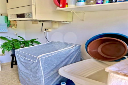 Chácara à venda com 4 quartos, sendo 1 suíte,  em Colinas II, Araçoiaba da Serra, SP