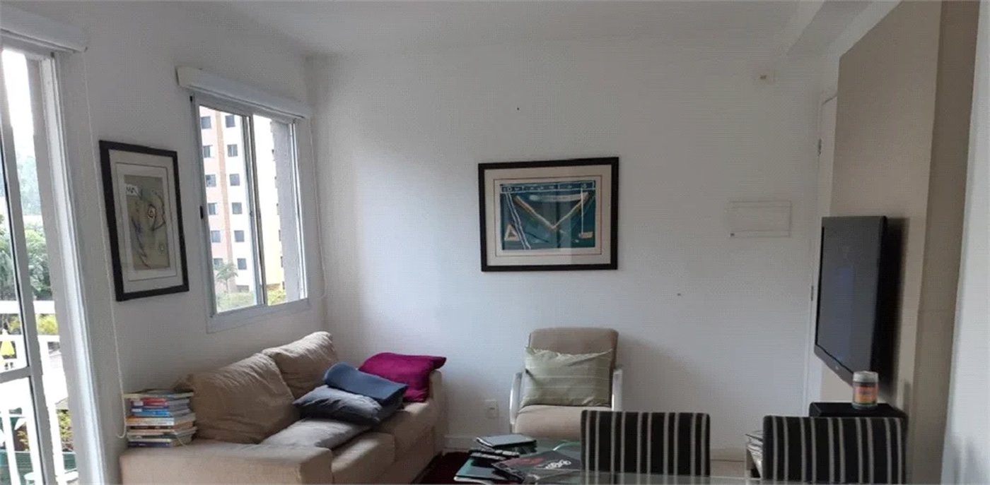 Apartamento à venda com 3 quartos, sendo 1 suíte, em Vila Andrade, São Paulo, SP