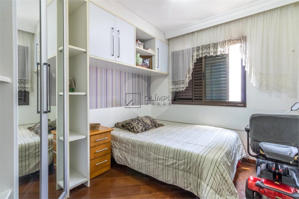 Apartamento à venda com 3 quartos, sendo 2 suítes, em Campo Belo, São Paulo, SP