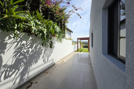 Casa à venda com 3 suítes no condomínio Village Ipanema I, Araçoiaba da Serra - SP