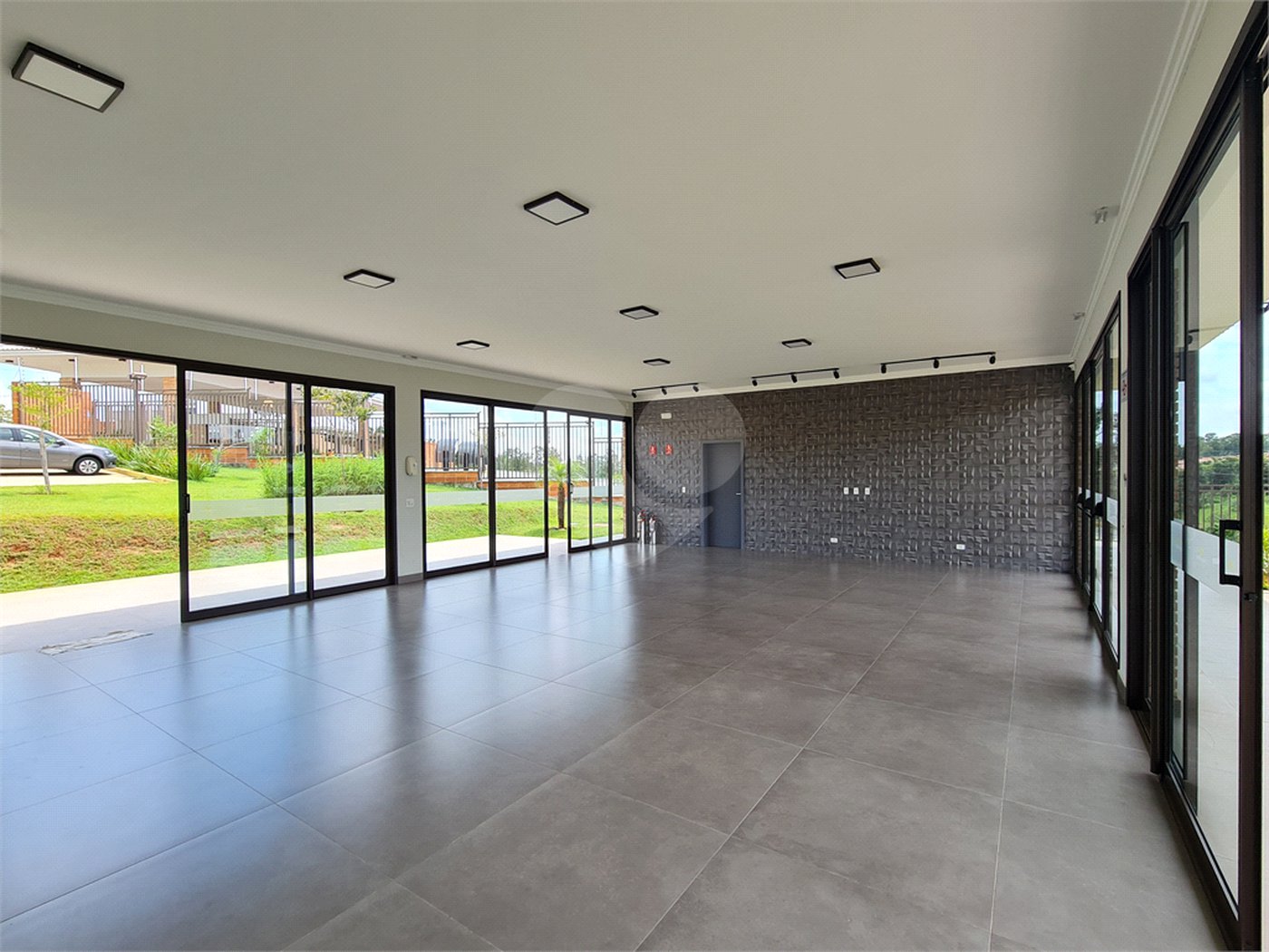 Casa à venda com 3 suítes no condomínio Residencial Villagio Wanel, Sorocaba - SP