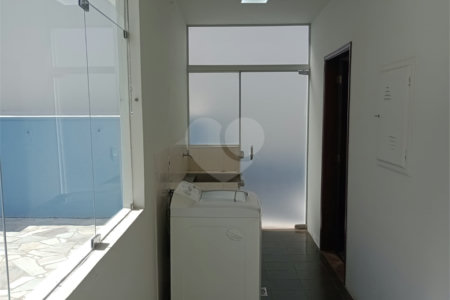 Casa à venda com 4 quartos, sendo 1 suíte, em Vila Rosa, Itapetininga, SP