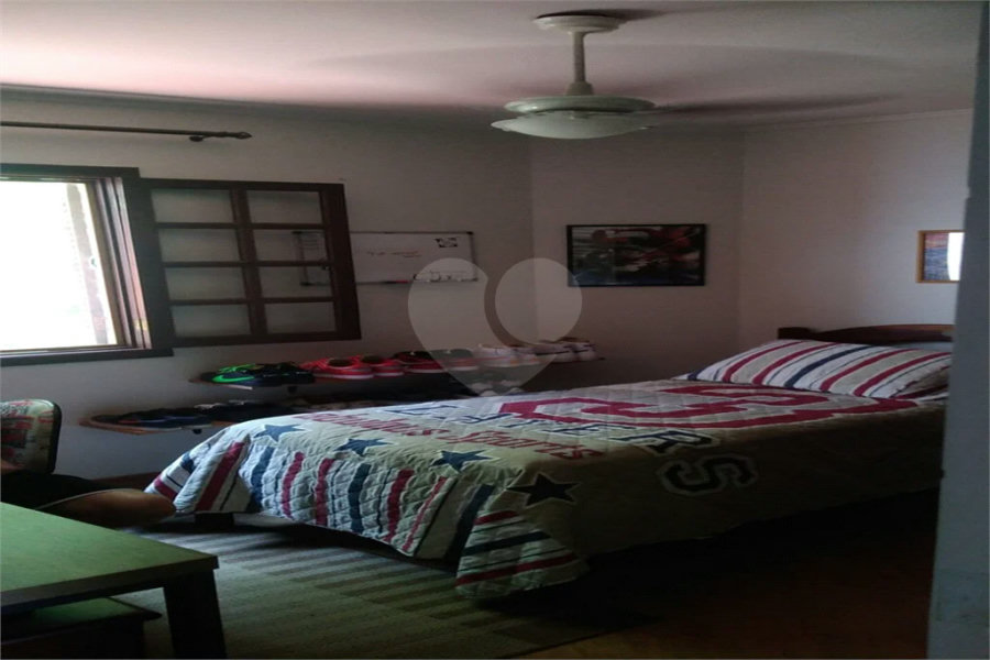 Sobrado à venda com 3 quartos, sendo 1 suíte, em Tremembé, São Paulo, SP