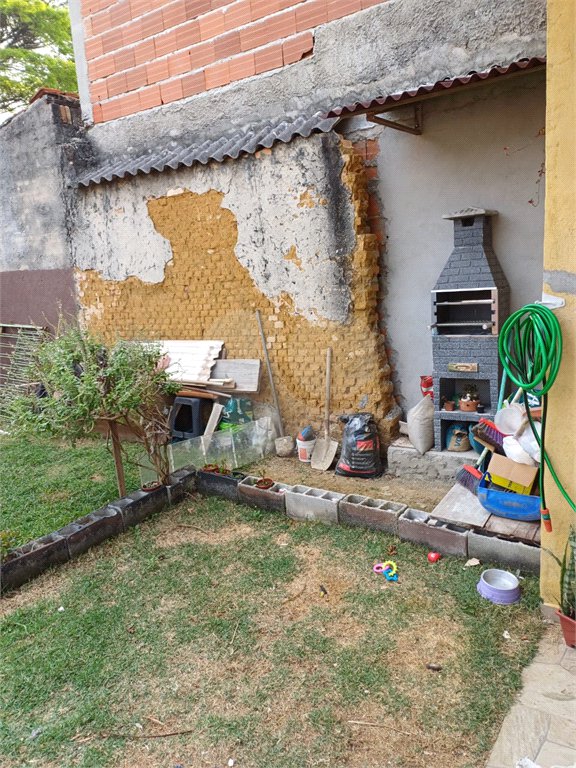 Casa à venda com 2 quartos em Vila Bernadotti, Mogi das Cruzes, SP