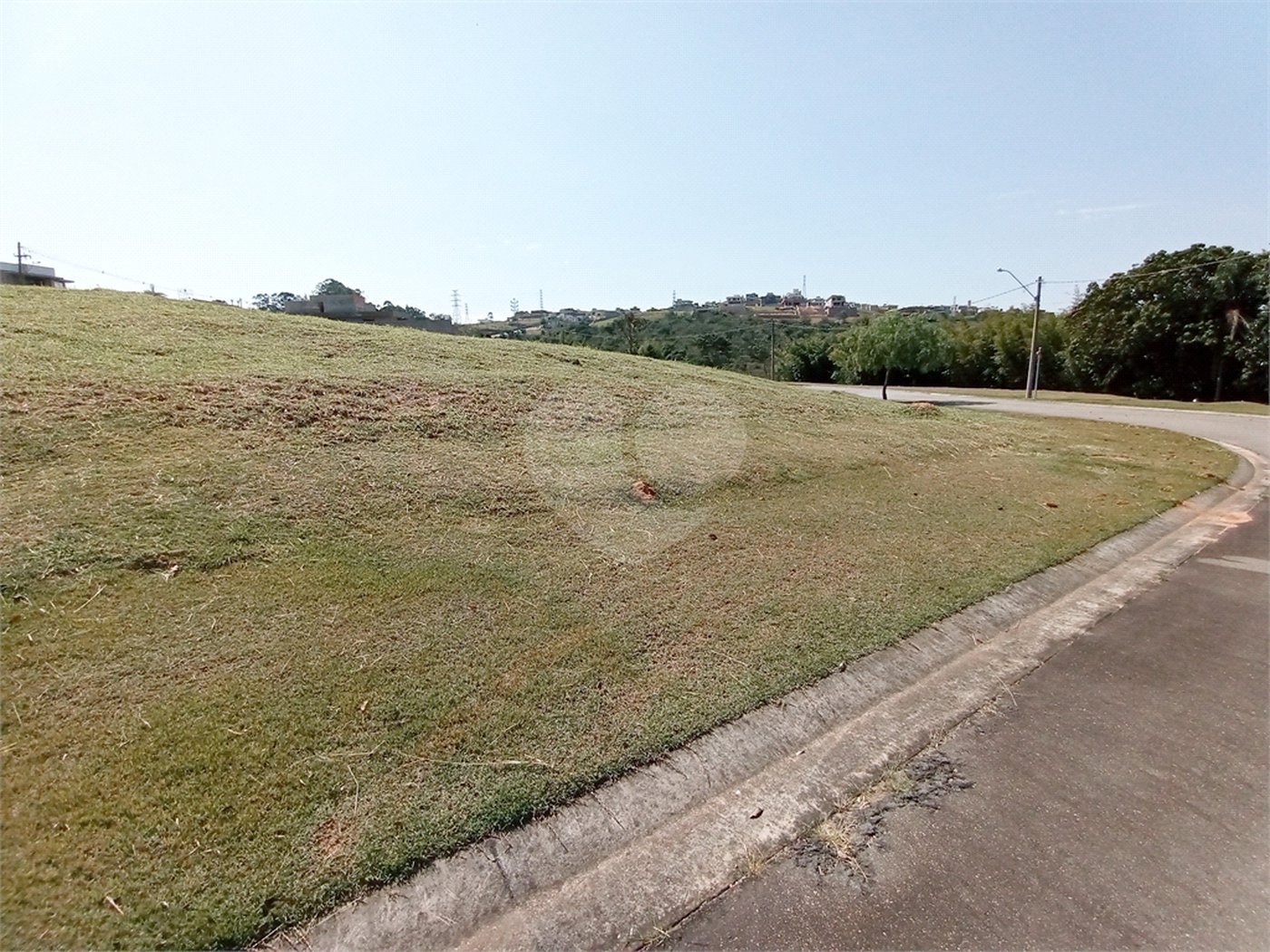 Terreno à venda no condomínio Campo de Toscana, Vinhedo - SP