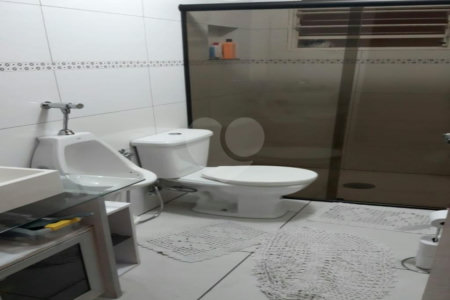 Casa à venda com 3 quartos, sendo 1 suíte, em Vila Dalva, São Paulo, SP