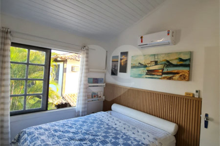 Casa à venda com 2 quartos, sendo 1 suíte, em Manguinhos, Armação dos Búzios, RJ