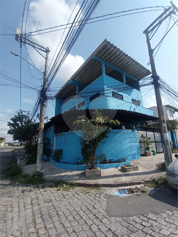 Triplex à venda com 5 quartos, sendo 1 suíte, em Santíssimo, Rio de Janeiro, RJ