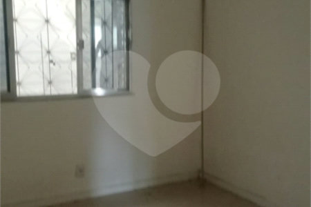Casa à venda com 3 quartos em Campo Grande, Rio de Janeiro, RJ