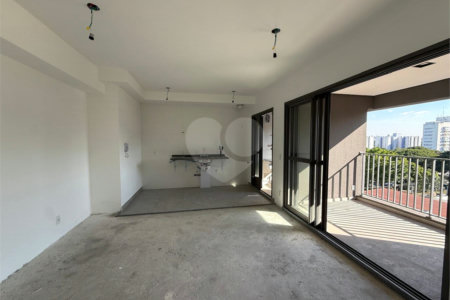 Apartamento à venda com 2 quartos, sendo 1 suíte,  em Santana, São Paulo, SP